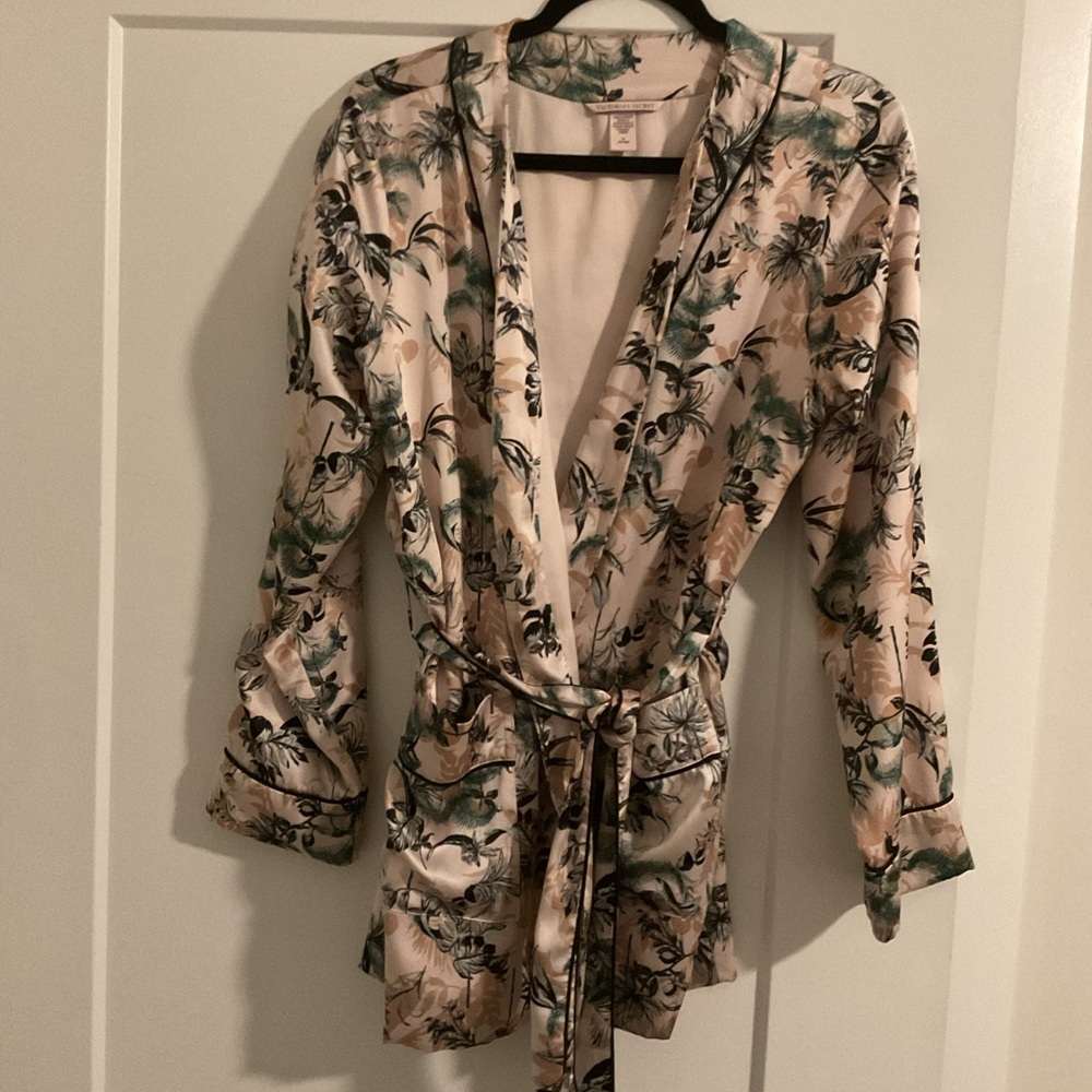 Victoria's Secret Satin Robe - Cream and Green Floral